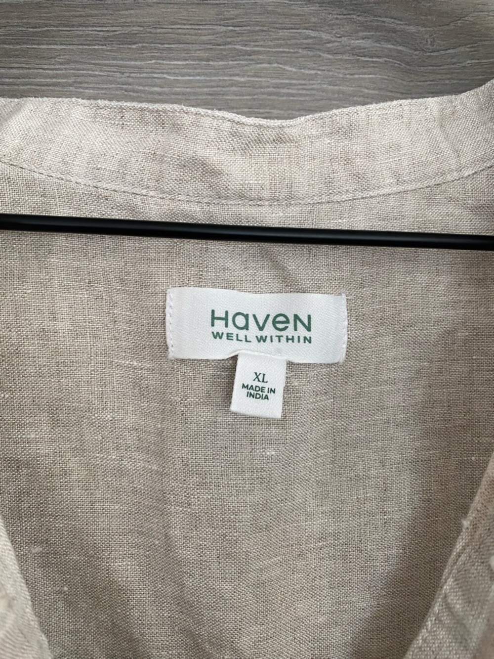 Haven Well Within Linen Cuff Sleeve Top - Picture 4 of 6